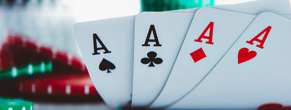 Символы азартных игр в байкерских украшениях: что они означают?